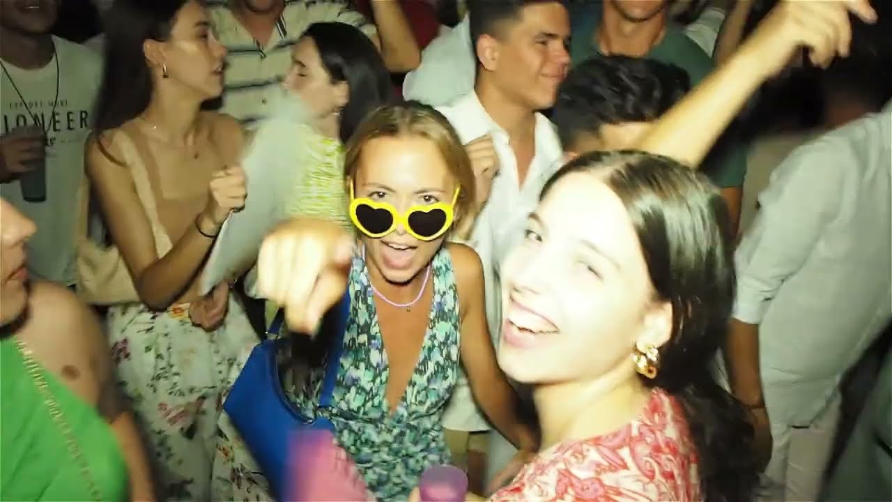 Fiesta a tope en Moraleja. Charanga sabado noche. San Buenaventura 2022