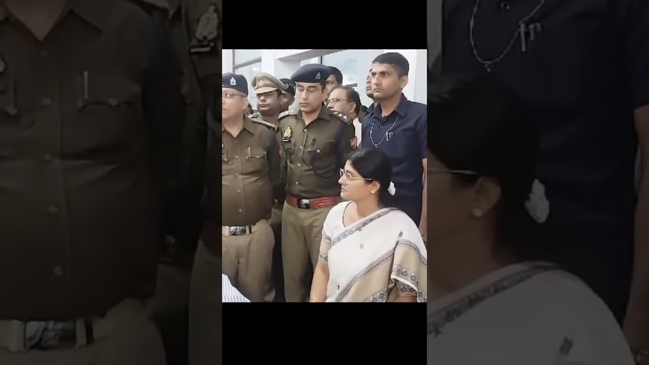 अधिकारियों पर भड़क उठीं केंद्रीय मंत्री अनुप्रिया पटेल