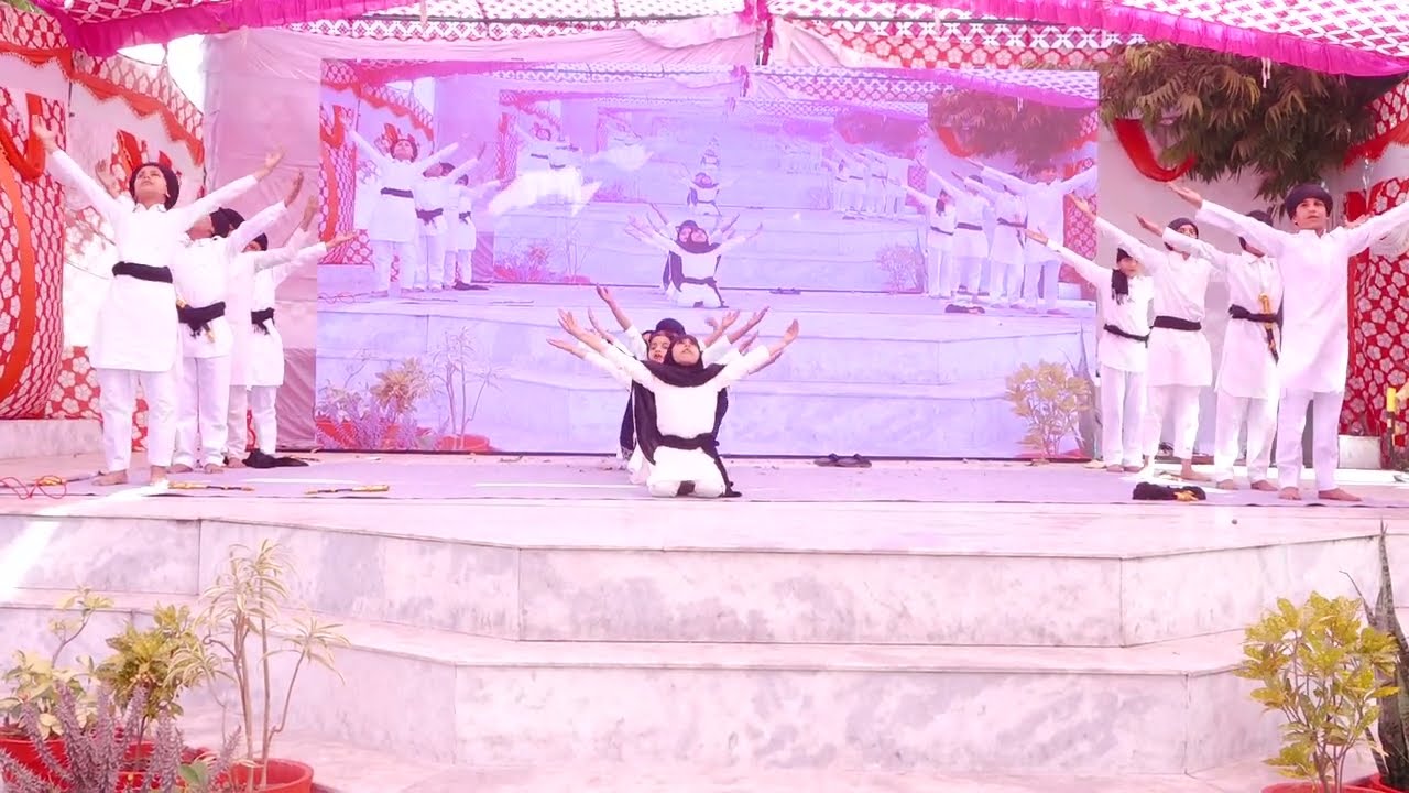 Mohabbat Kay Sajday Naat | Annual Function 2023 | DIPS Amroha | Nawazi Kha Hai | By Tabassum Naz