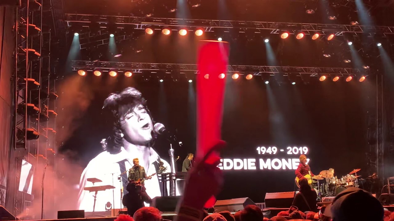 Keith Urban memoriam songs 2020 New Years Eve Nashville