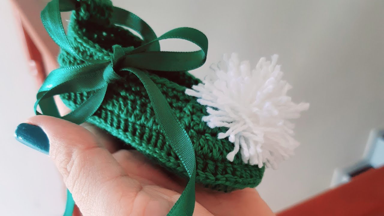 Sapatinho de crochê Tinker Bell