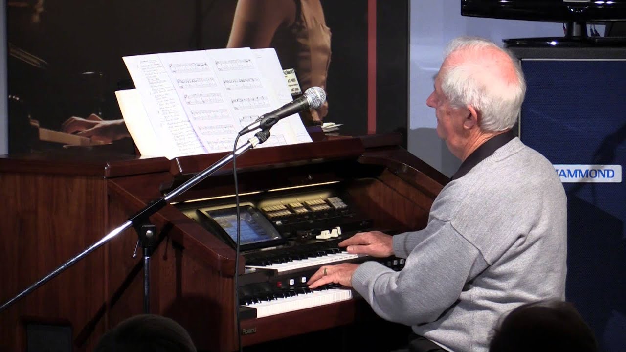 Don't be That Way performed by Tony Fenelon