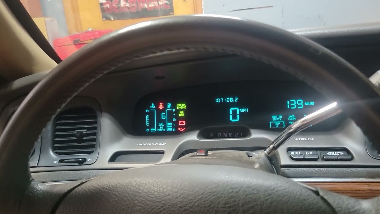 Pristine 1996 Mercury grand marquis startup! Digital dashboard!