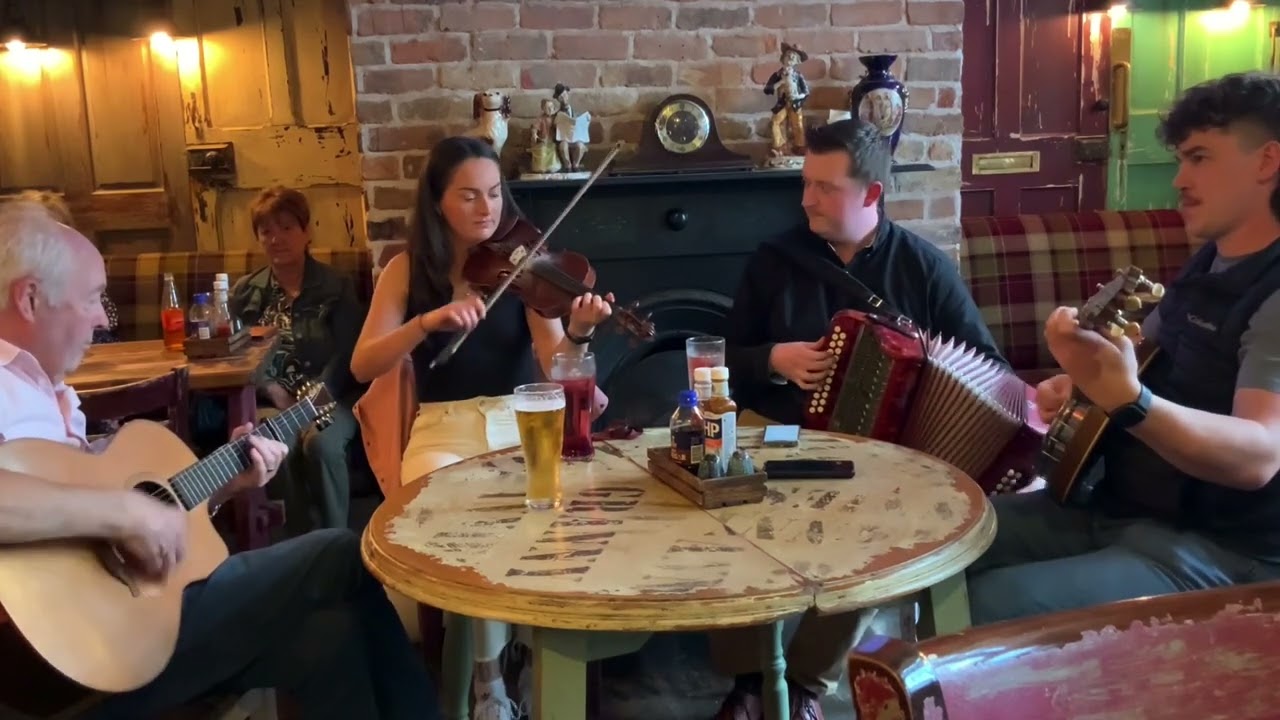 Gary Curley, Stephen McKee, Eimear Connolly & Gerry McMahon - REELS