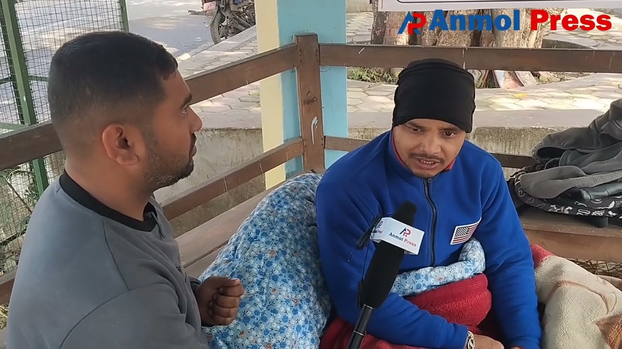 बेलौरीका केशव कुमार बोहरा भ्रष्टाचार र कुशासन विरुद्ध आमरण अनशनमा ।