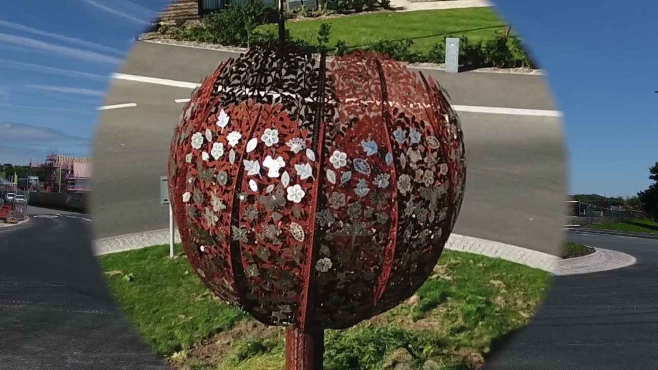 Wichelstowe Development - Tulip Roundabout, October 2023