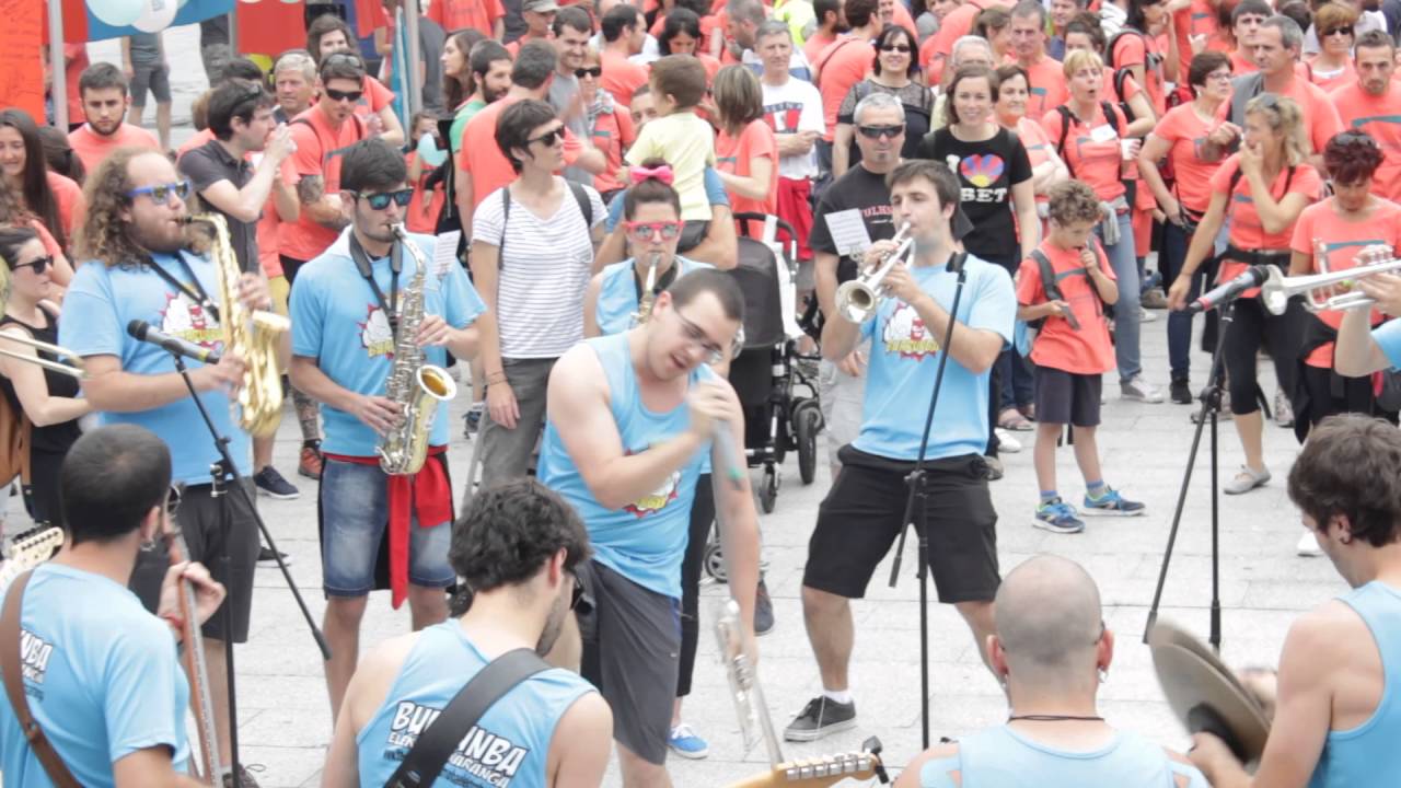 Negu Gorriak - Burrunba Elektrotxaranga ( Gure esku dago - Irun)