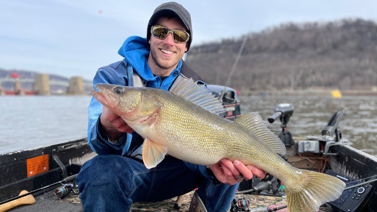 PB Mississippi River Walleye | February 2023 Open Water