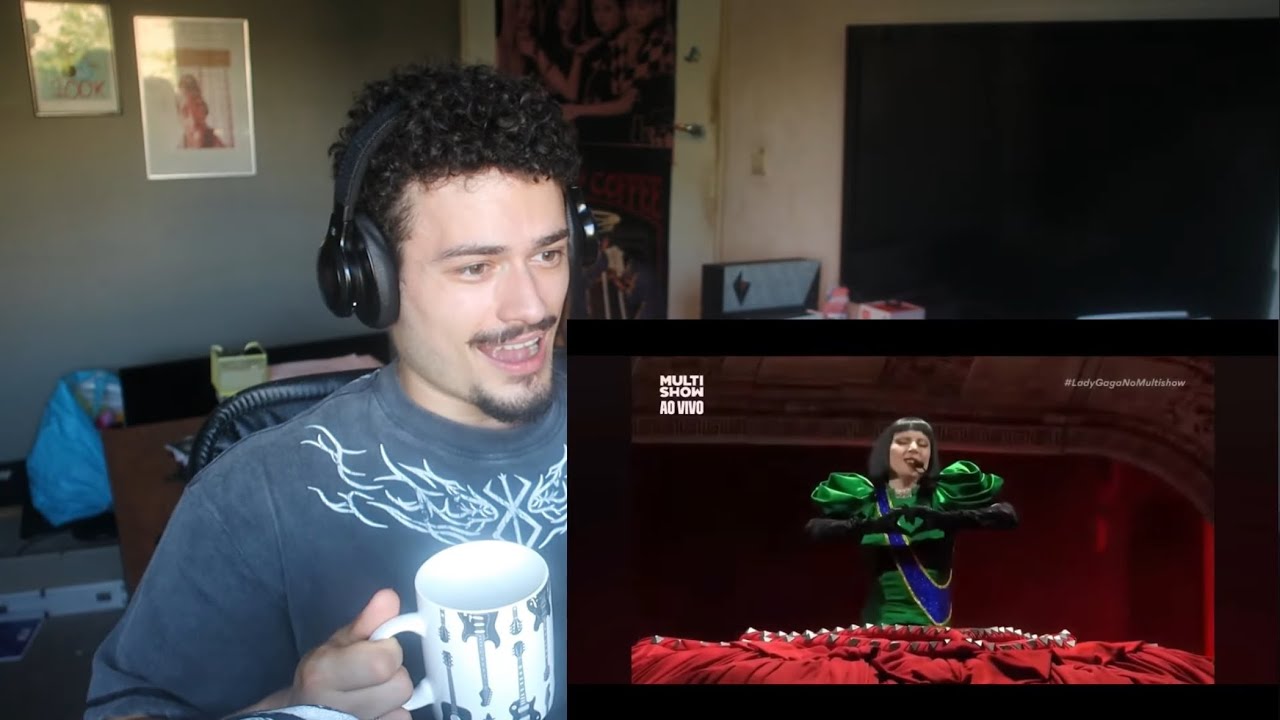 LADY GAGA - Copacabana/RJ - Live Performance - Bloody Mary + Abracadabra + Judas + Scheibe REACTION