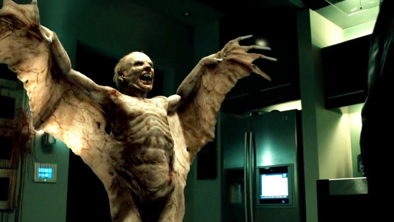 In a world where vampires rule...... Humans are the rarest species 🩸#recapfilm #sciencefiction 