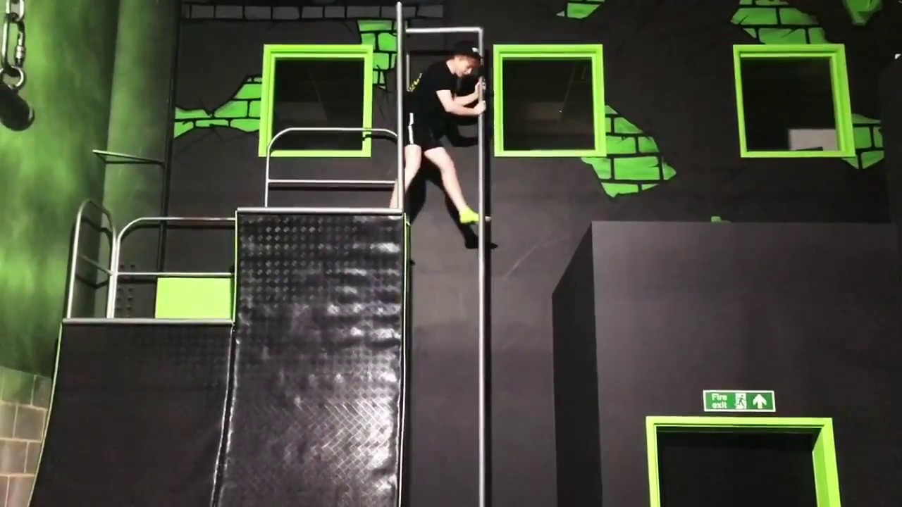 Flip Out (Chichester, UK) - Ninja Warrior Course by Multiplay (v1)