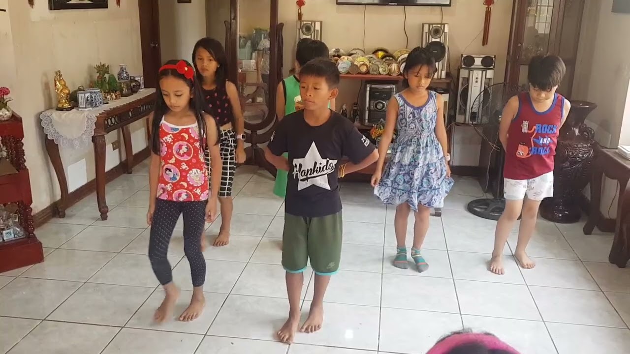 Tiklos Folk Dance by: Grade 3 Vanda