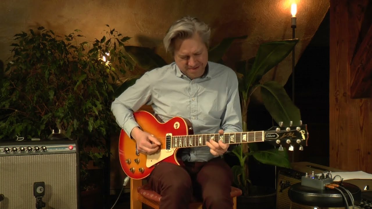 Gibson Les Paul Deluxe from 1978 presented by Vintage Guitar Oldenburg and Tobias Hoffmann.
