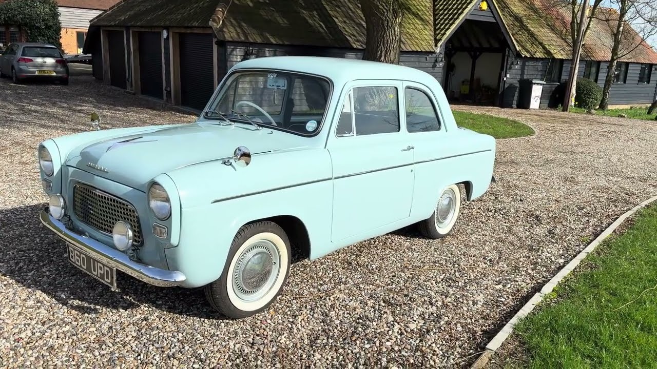 Ford Popular 100E Deluxe 
