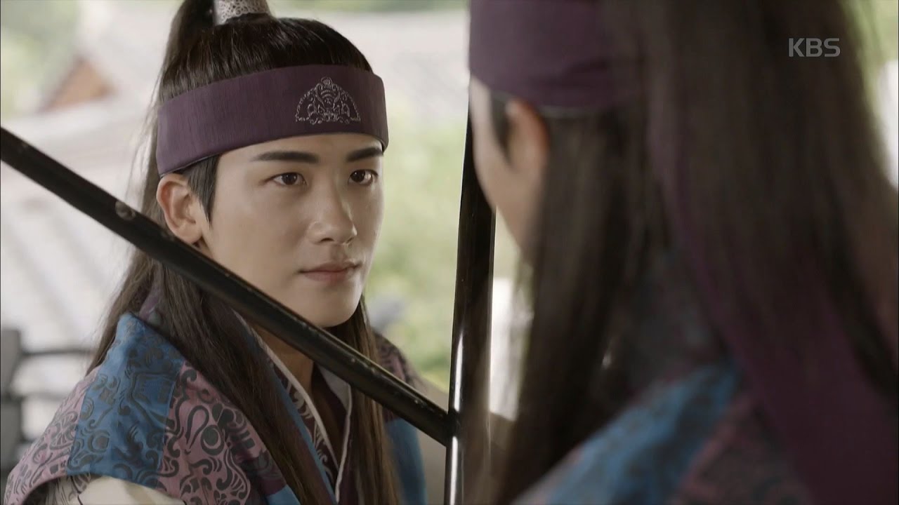 화랑 - 박서준, 박형식의 놀라운 무술 실력에 ‘휘둥그레’.20170110