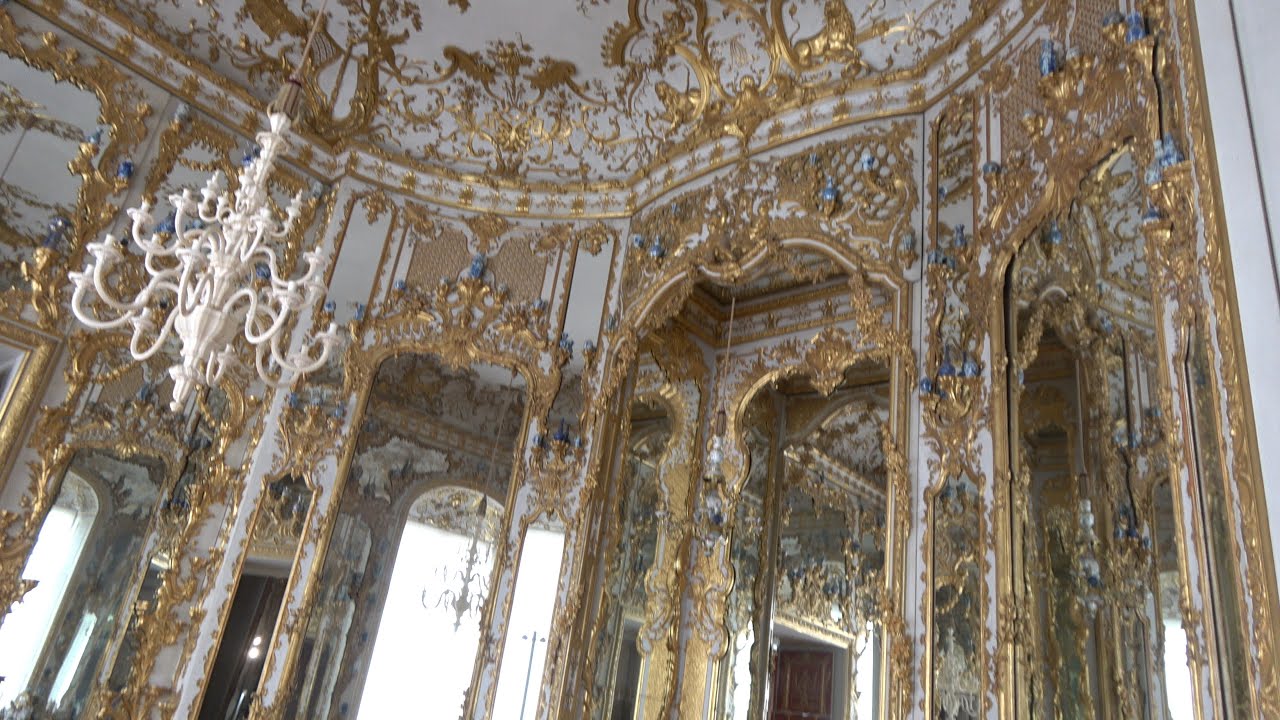 München 2023 2024 Residenz München Reiche Zimmer Miniaturenkabinett Spiegel und Porzellankabinett im