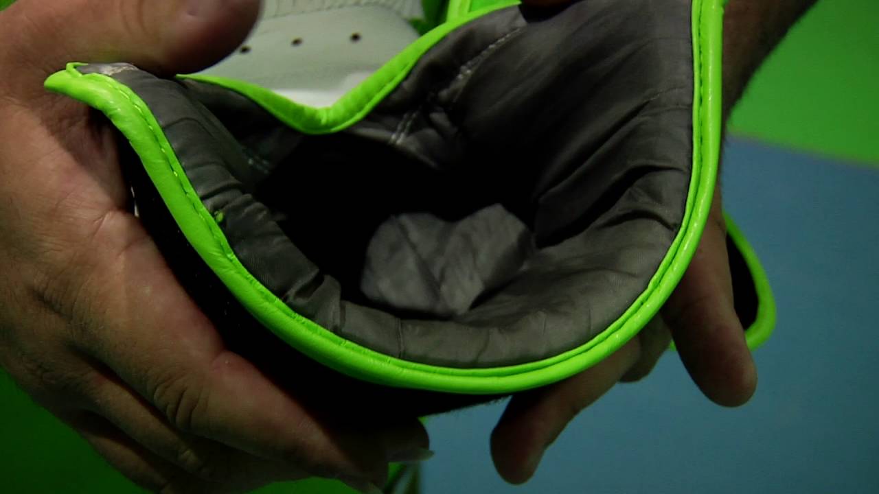 manusile Pro Sparring 2.0 de la knockout