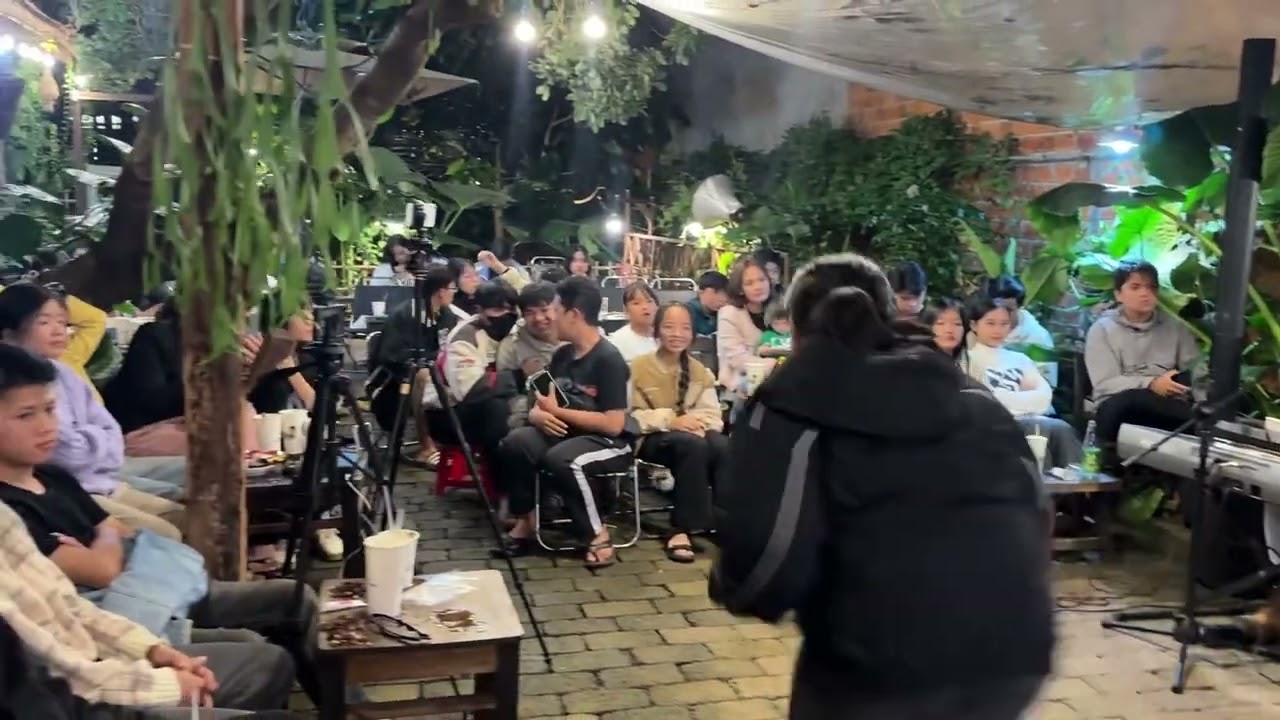 Bose L1 pro 16 Acoustic Live band - Nhắm mắt thấy mùa hè