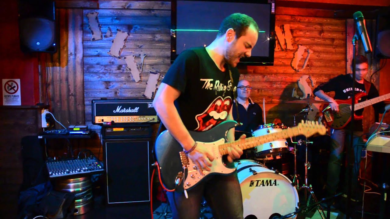Anymore Vasco Rossi Cover Band live@Country Road - Gli Angeli