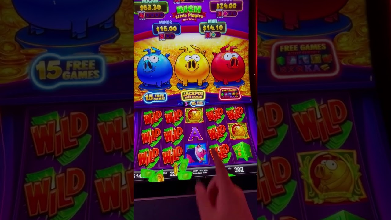 Watch This CRAZY Slot Machine Hit Multiple Jackpots
