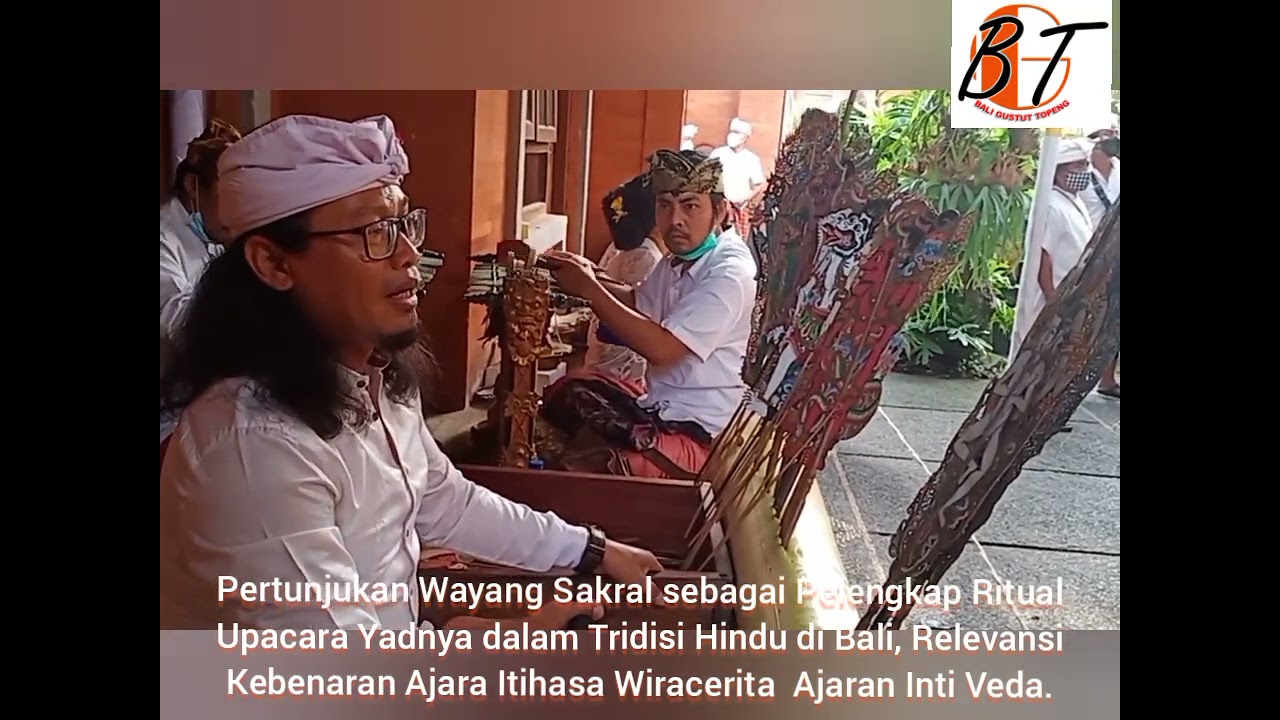 PERTUNJUKAN WAYANG SAKRAL  RITUAL TRADISI UPACARA PELEBON/KREMASI DALAM HINDU DI BALI.
