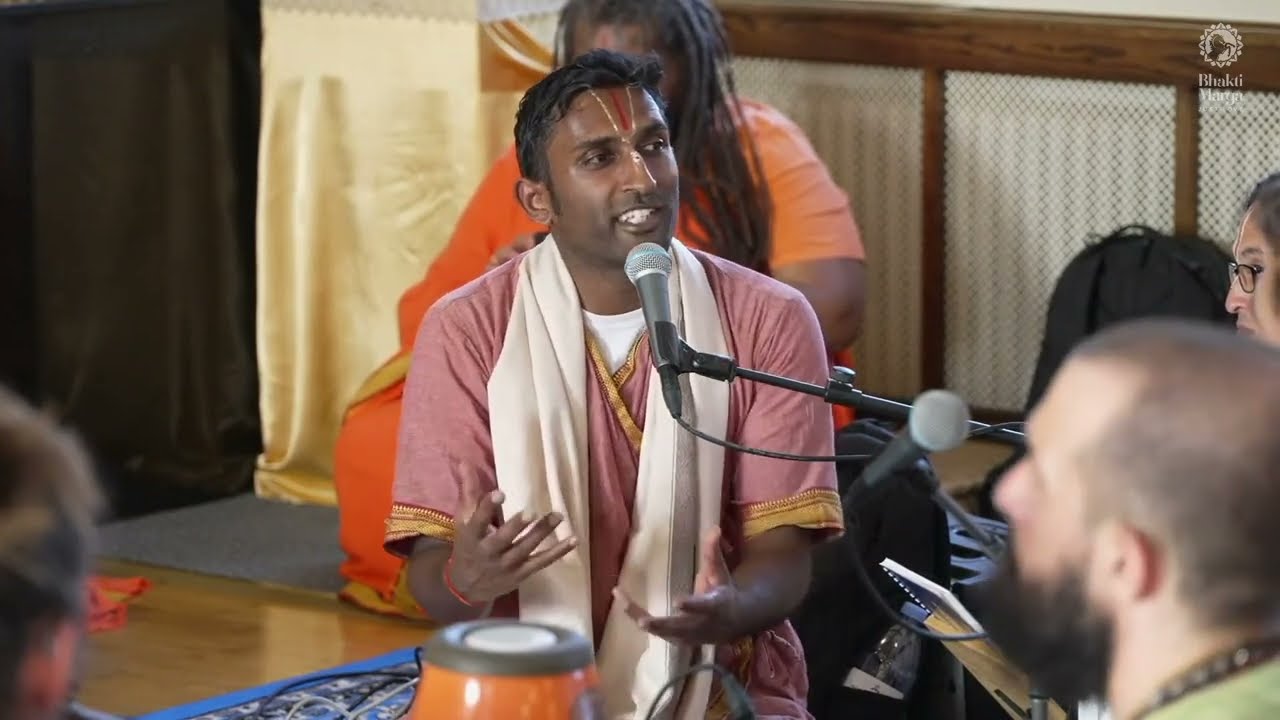 The True Form of the Guru: Amazing Satsang by Mayuran at the Paranitya Narasimha Temple Inauguration