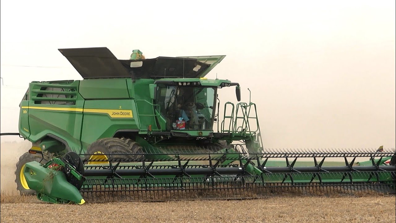 John Deere X9 1000 Combine Harvesting Soybeans | Ontario, Canada | Harvest 2023