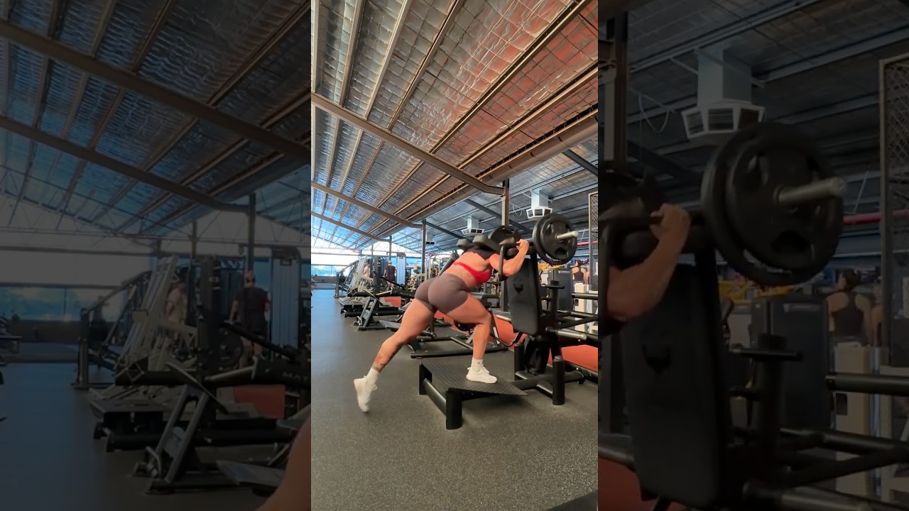 V-Squat Step Back Lunge