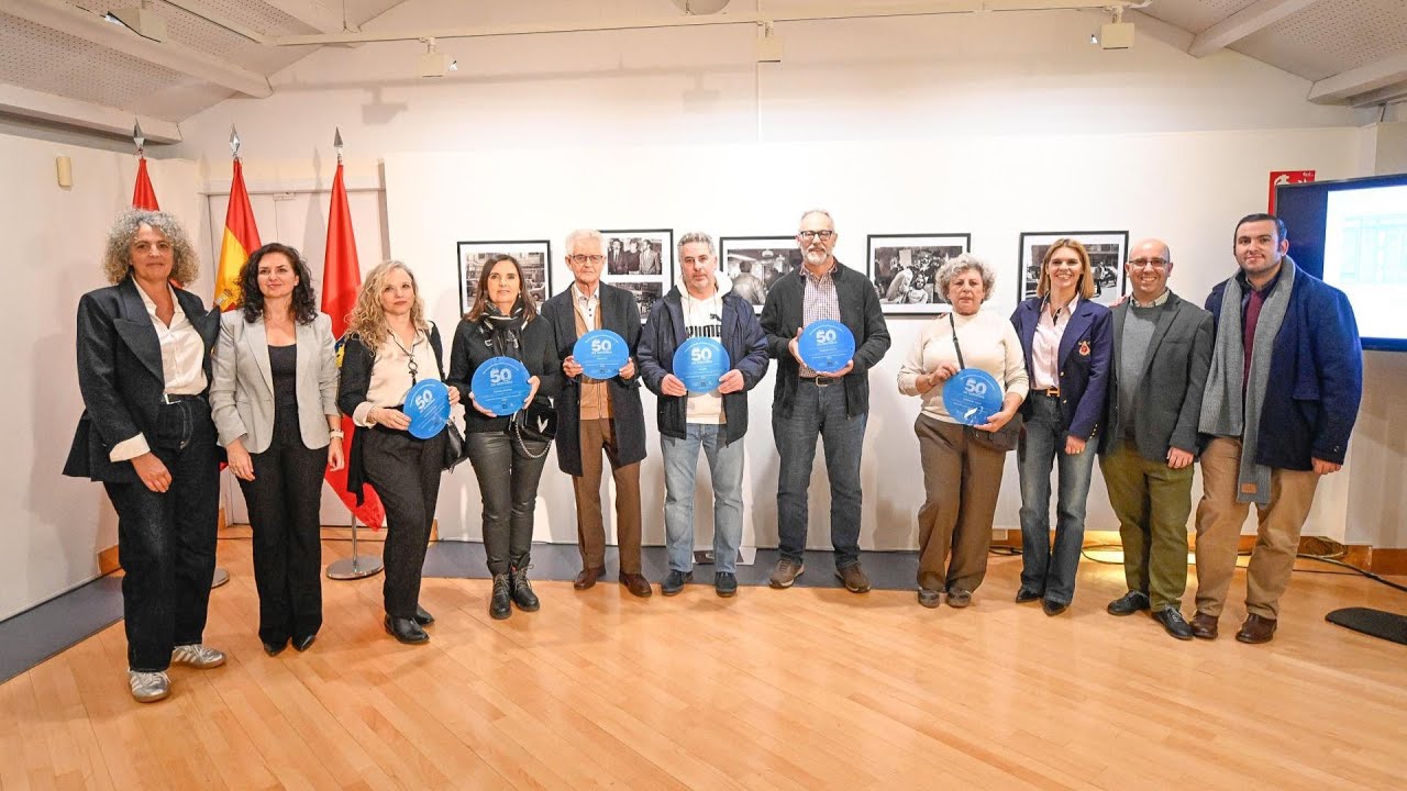 EXPOSICIÓN Y HOMENAJE COMERCIOS 50 AÑOS