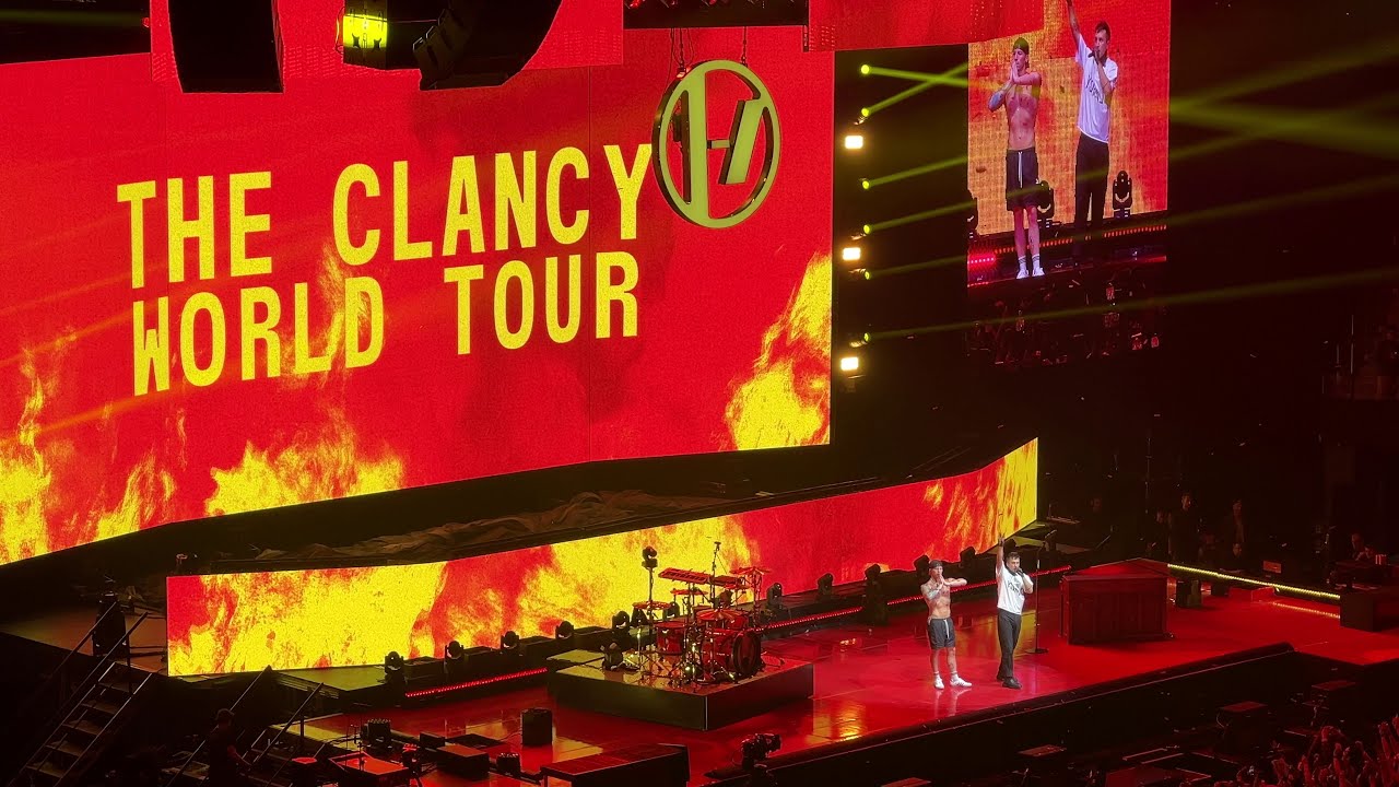 Twenty One Pilots · 2024-08-28 · Intuit Dome · Inglewood · full live show