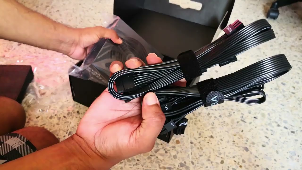 Unboxing PSU EVGA 650 GD