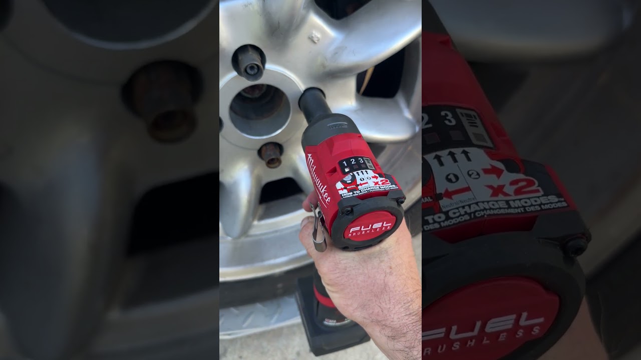 Lug Nut VS Subcompact Impact wrench 3/8 M12 Milwaukee #automobile #milwaukeetools
