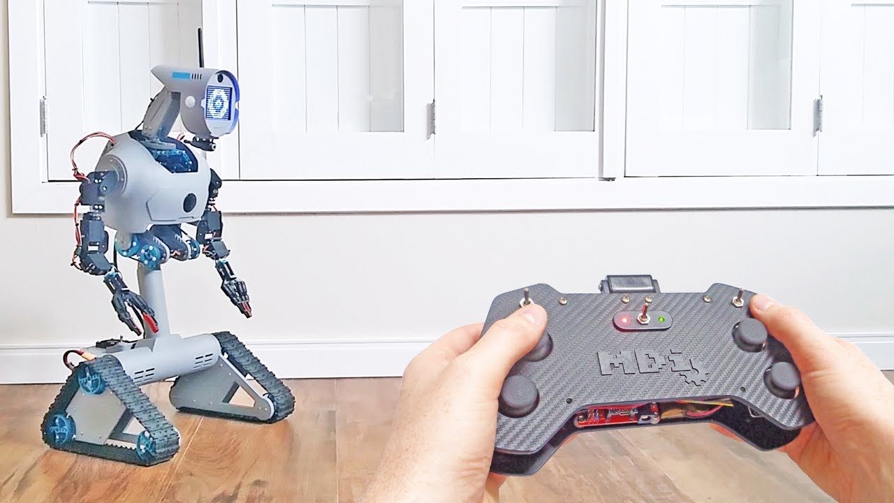 Remote controlled robot based on Arduino, Makeblock and DIY parts