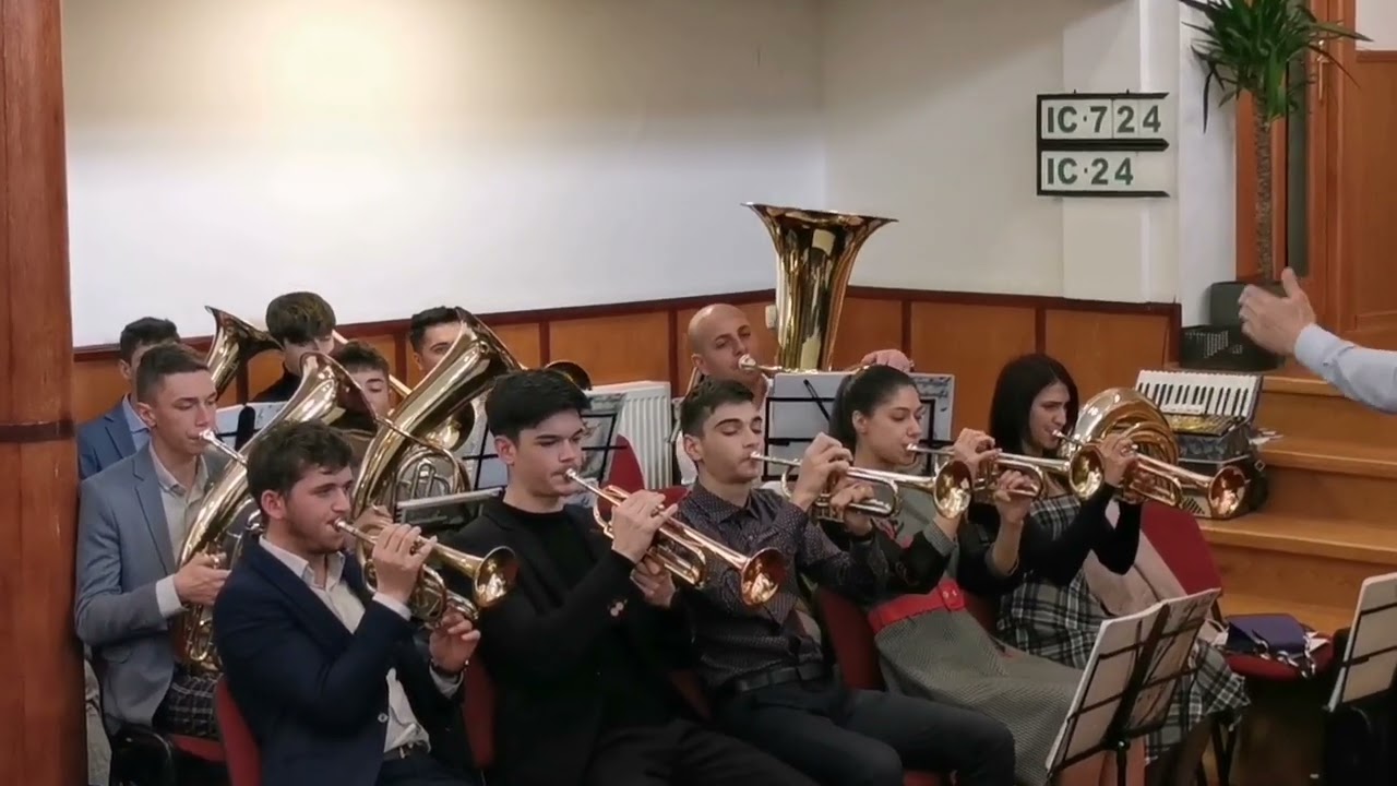 Secerișul - Fanfara Comișani
