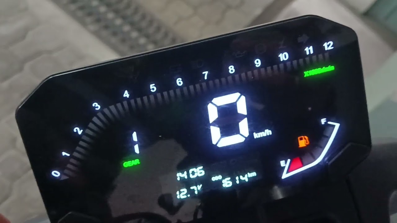 configurar hora y cambio de millas a kilómetro o de kilómetros a millas de la Loncin cr250 4v, 280z