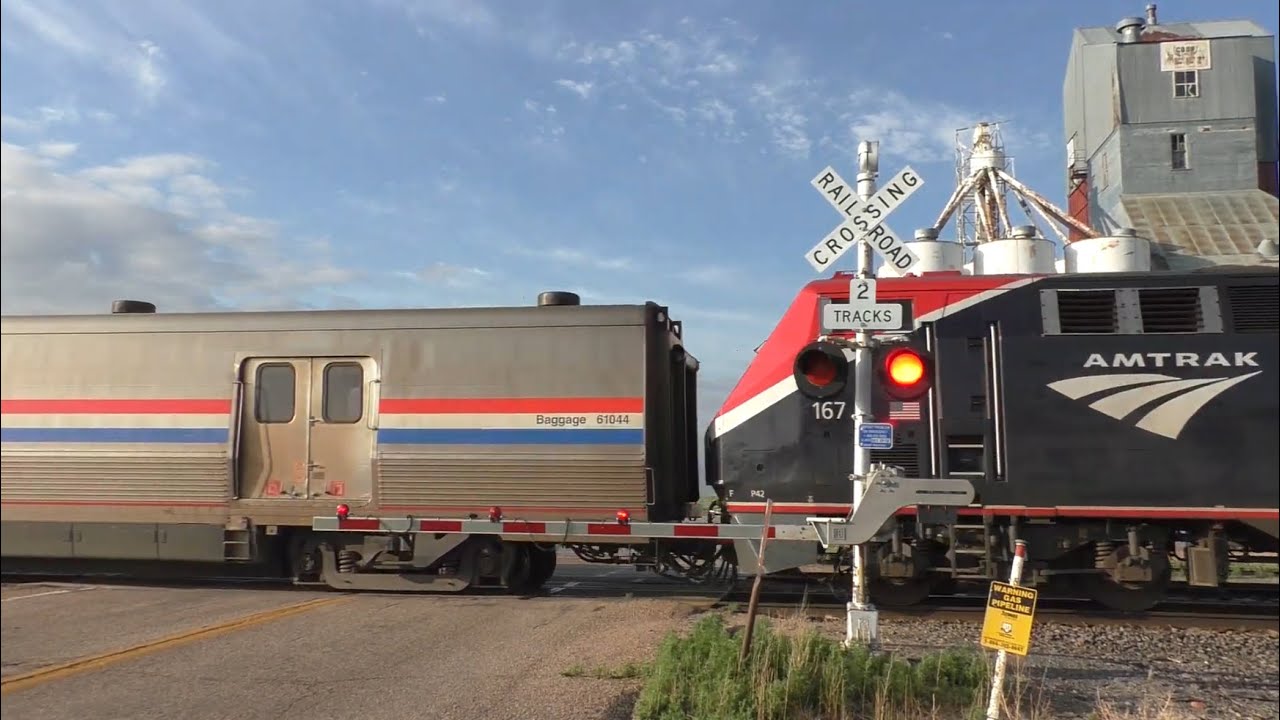 1st Ave. (CO 89) Railroad Crossing, Holly, CO