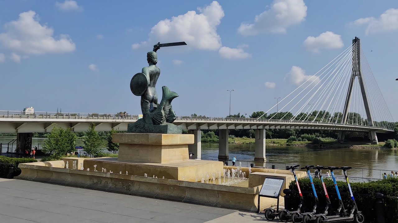 🇵🇱 Warszawa 2021, Polska. Bulwary Wiślane w Warszawie nad Wisłą. Vistula Boulevards. [4K Ultra HD]
