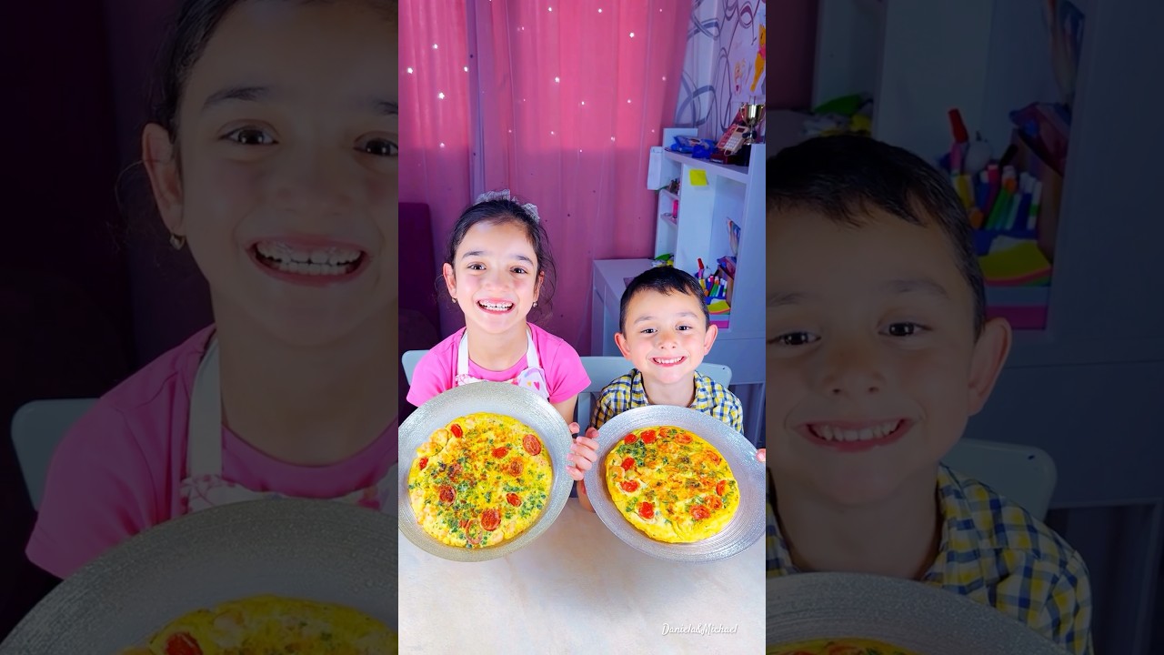 Children prepare a delicious and healthy omelet with shrimp #recipe #food #recipe #viralvideo #virql