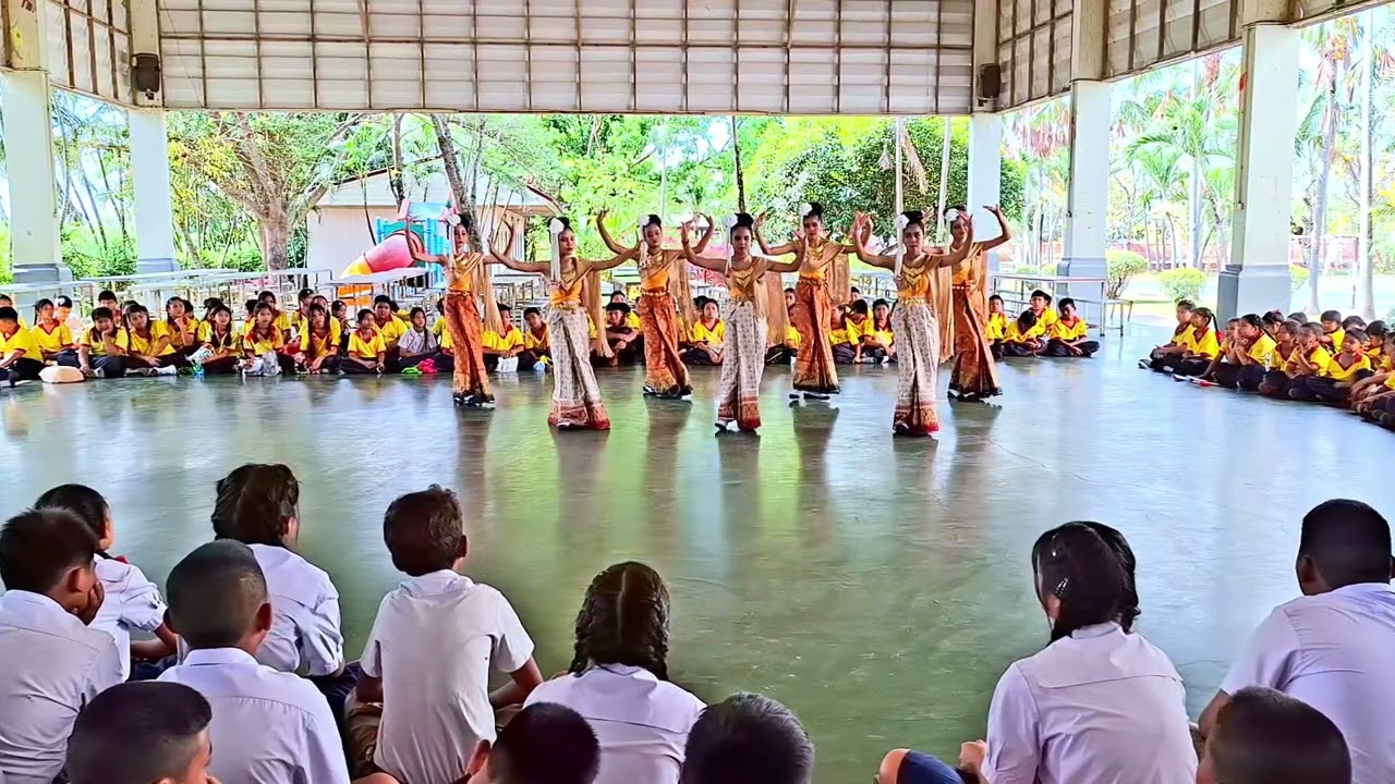 บายศรีสู่ขวัญ 