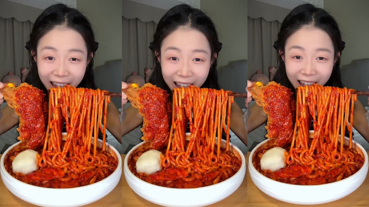 Eat spicy 🔥 🥵 noodles 🍜 with eggs 🤤 🥚 
