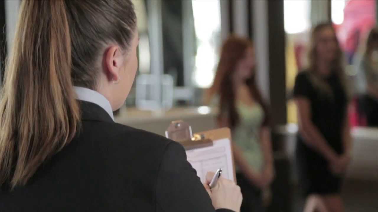 Meet Georgia, 23, Restaurant Manager