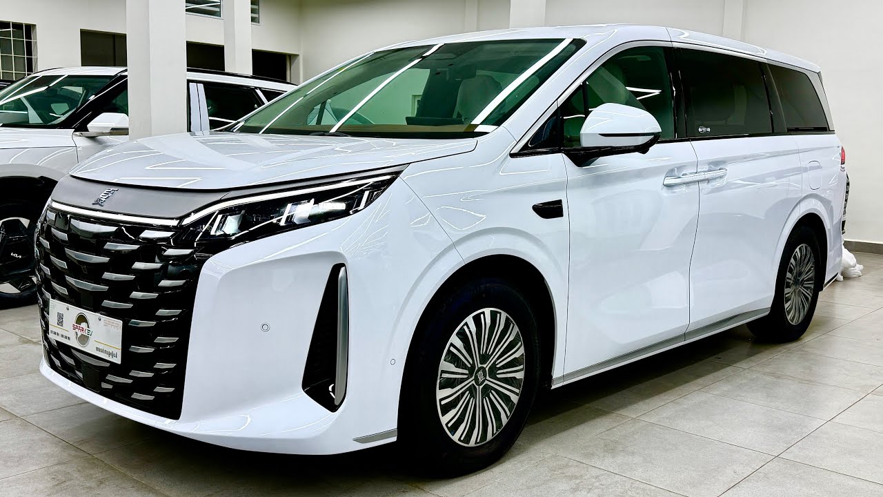 Обзор BYD Xia Dm-i 2025: интерьер и экстерьер