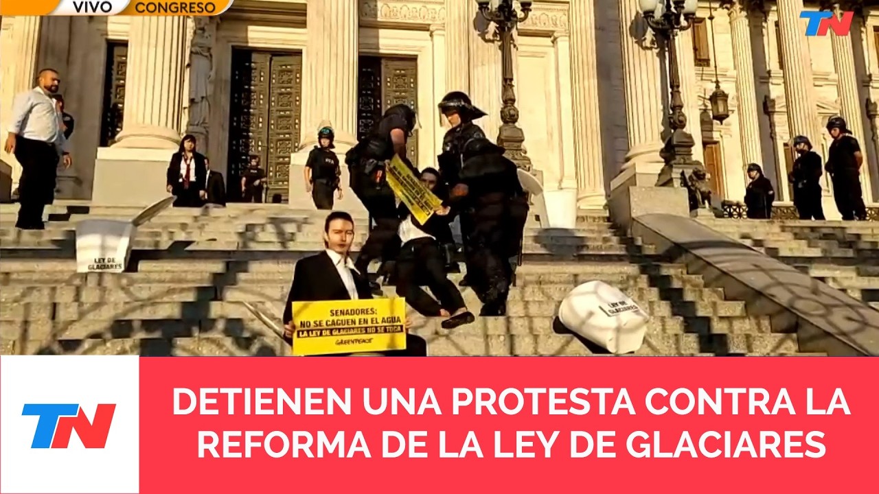 TENSIÓN EN EL CONGRESO I La policía detuvo una protesta contra la reforma de la Ley de Glaciares
