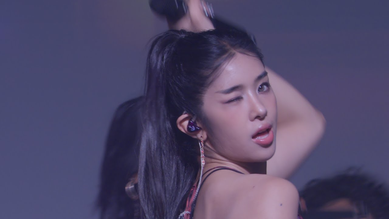 250818 KATSEYE Gameboy SOPHIA FANCAM @ First Premium Showcase in Tokyo
