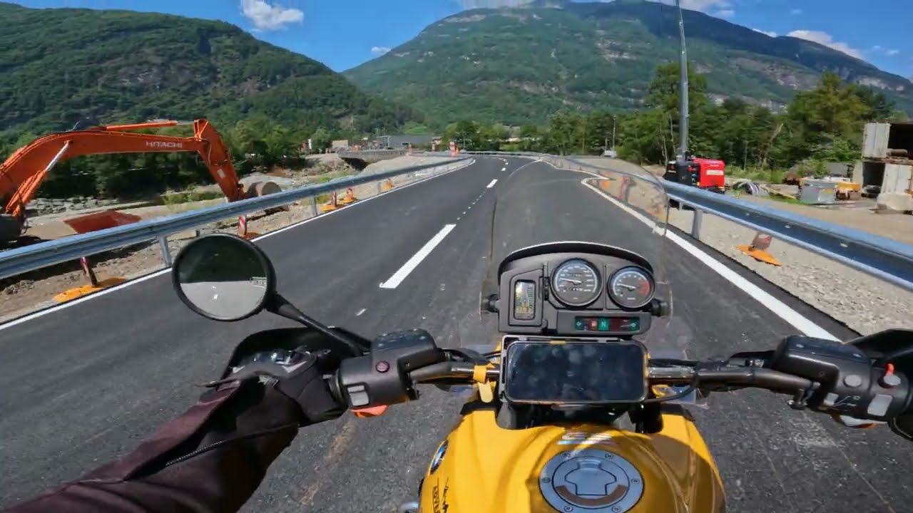 The impressive landslide that hit the village...with 'Humblebee' BMW R1150GS | S4 #30
