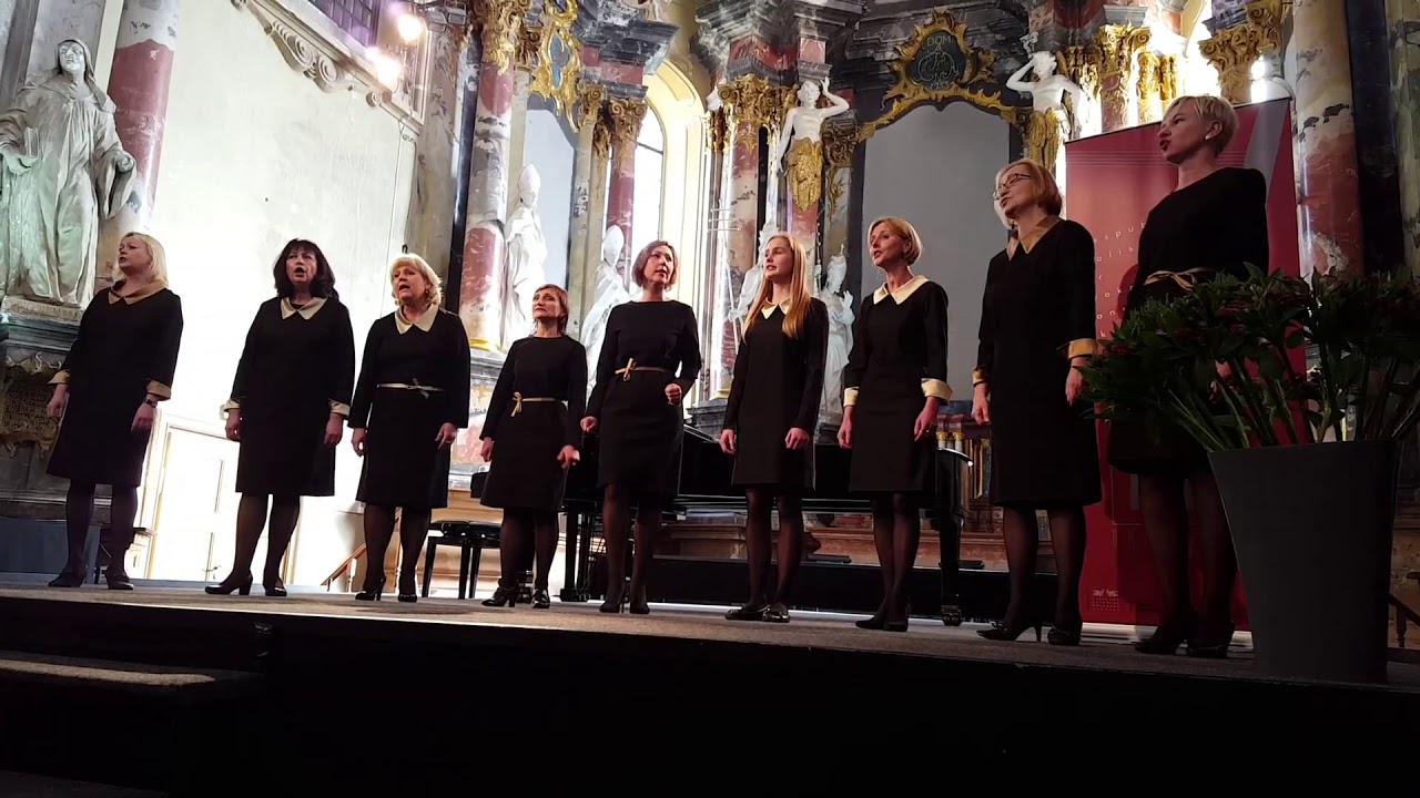 Lietuvių liaudies sutartinė „Turėja liepa“