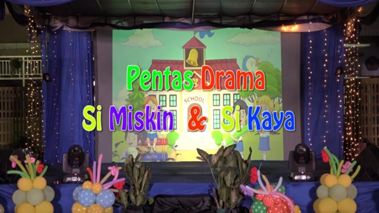 PENTAS SENI 
