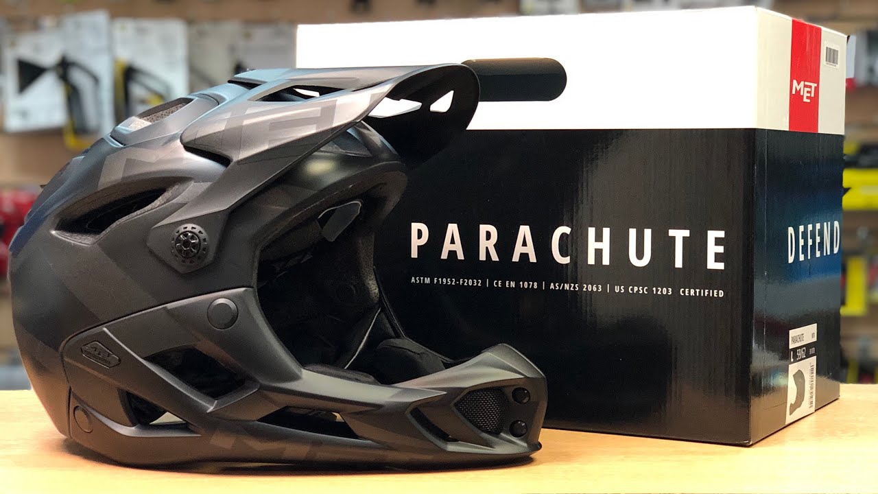 Велосипедный шлем Met Parachute Black