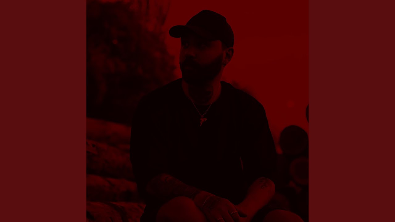 Bana Bir Şeyler Söyle