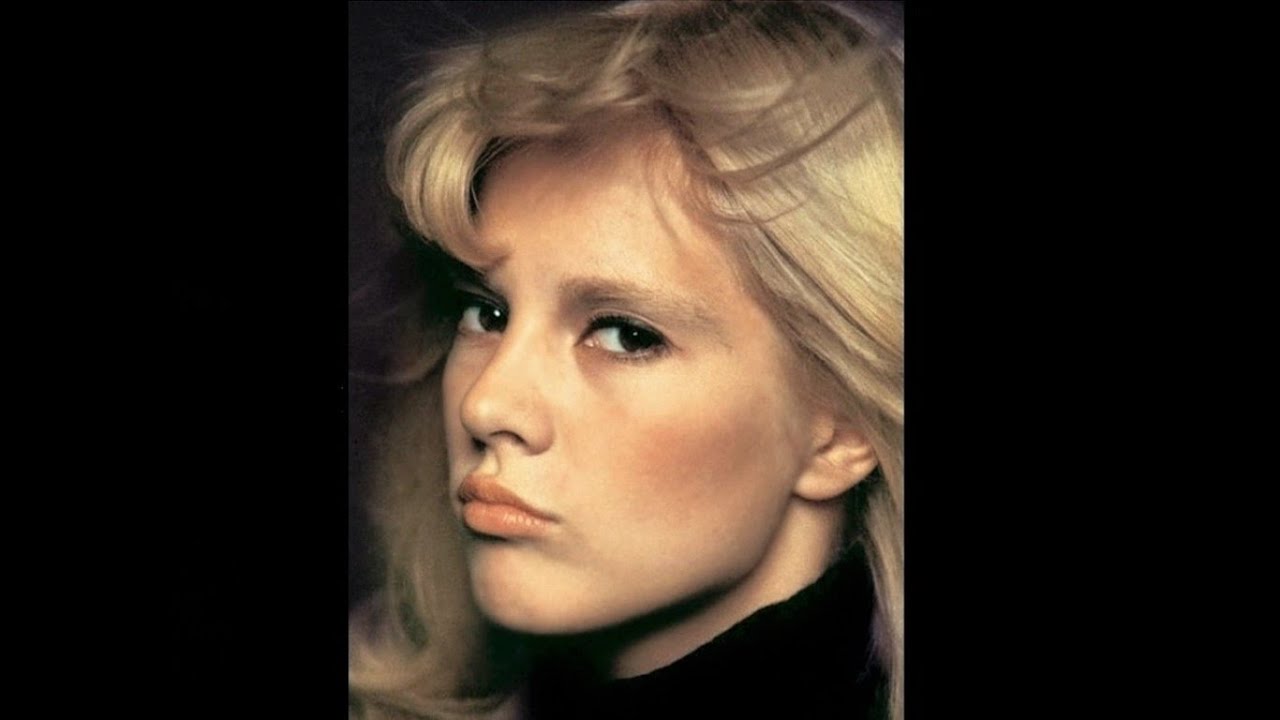 Sylvie VARTAN - Sensible - Hommage pour 60 ans de talent et autant de carrière !